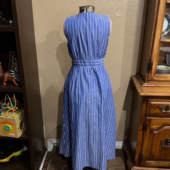 Urban Outfitters Blue and White Striped Maxi Dress - Picture 5 of 7